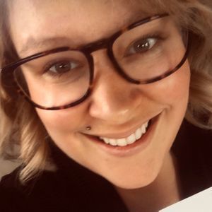 Meet your Posher, Abbigail